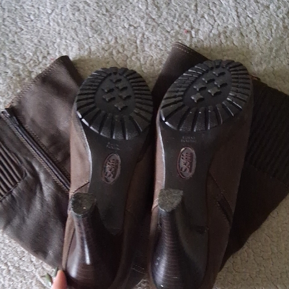 Sofft Dark Brown Heeled Boots - Picture 7 of 8